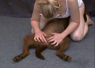 Blonde's hottest lesbian bestiality