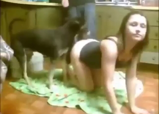 Zoo XXX kitchen fuck with a super-cute teen
