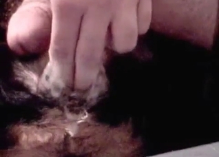 Dude gaping that succulent hole here